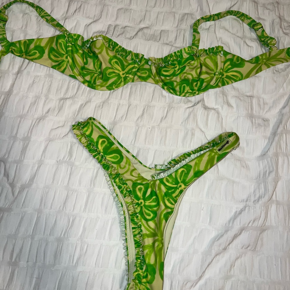 Blackbough green bikini with coverup